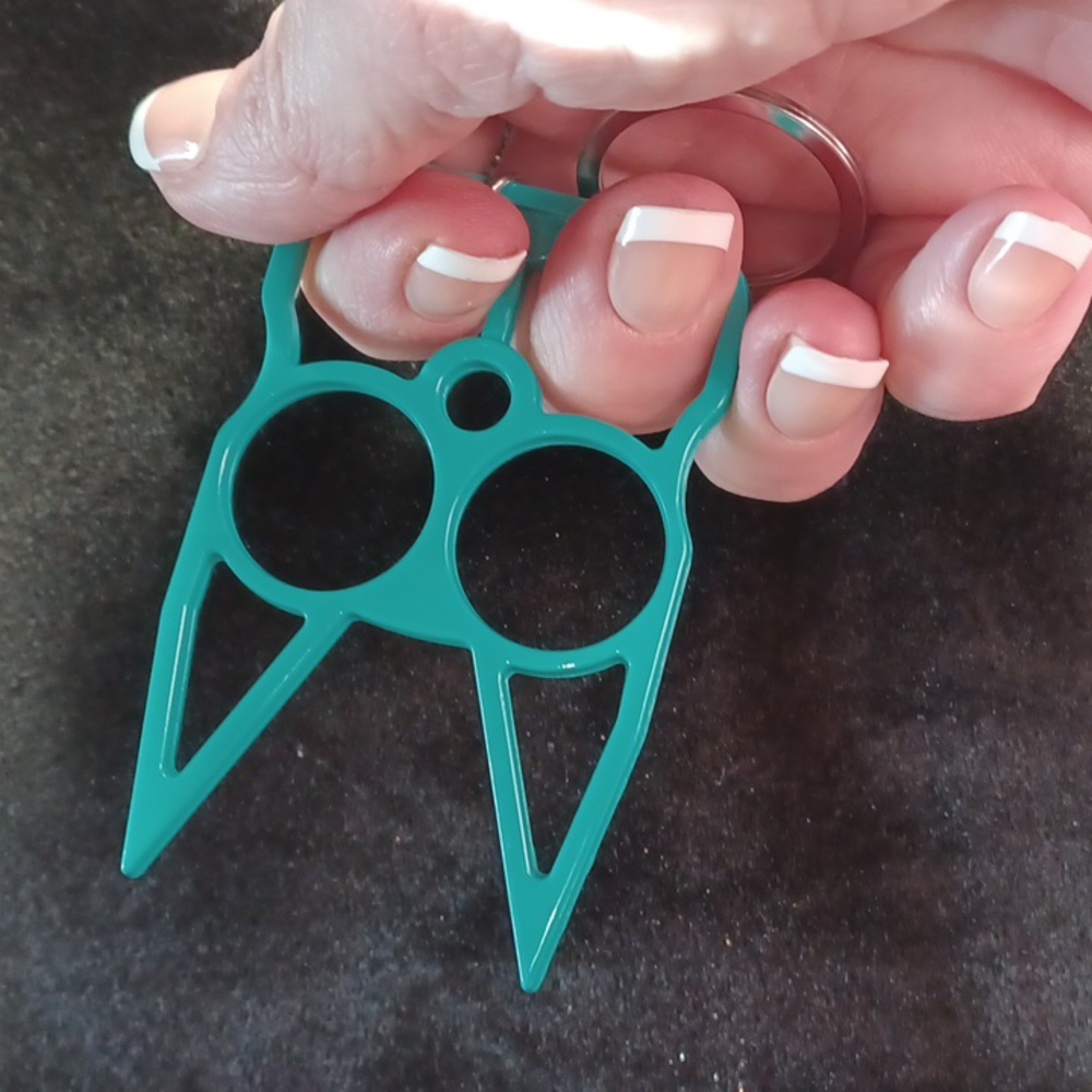 Safety kittypup keychain in AQUA - Picture 3 of 4